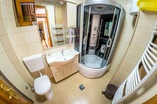 Дома для отпуска Villa Lidija Будва Дом с 3 спальнями и террасой-96